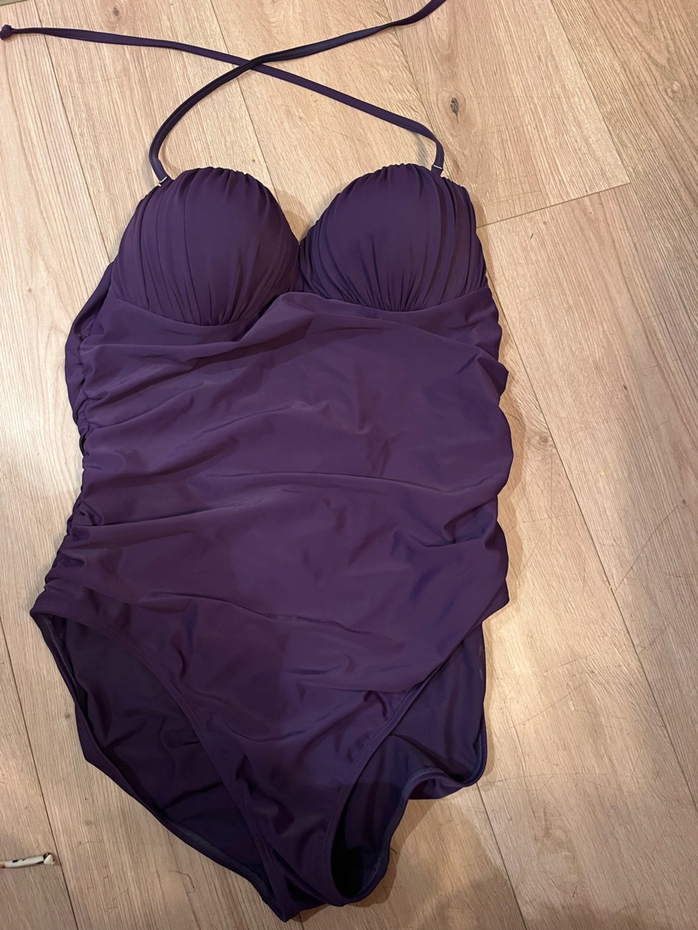 Old Navy women’s XL one piece bathing suit